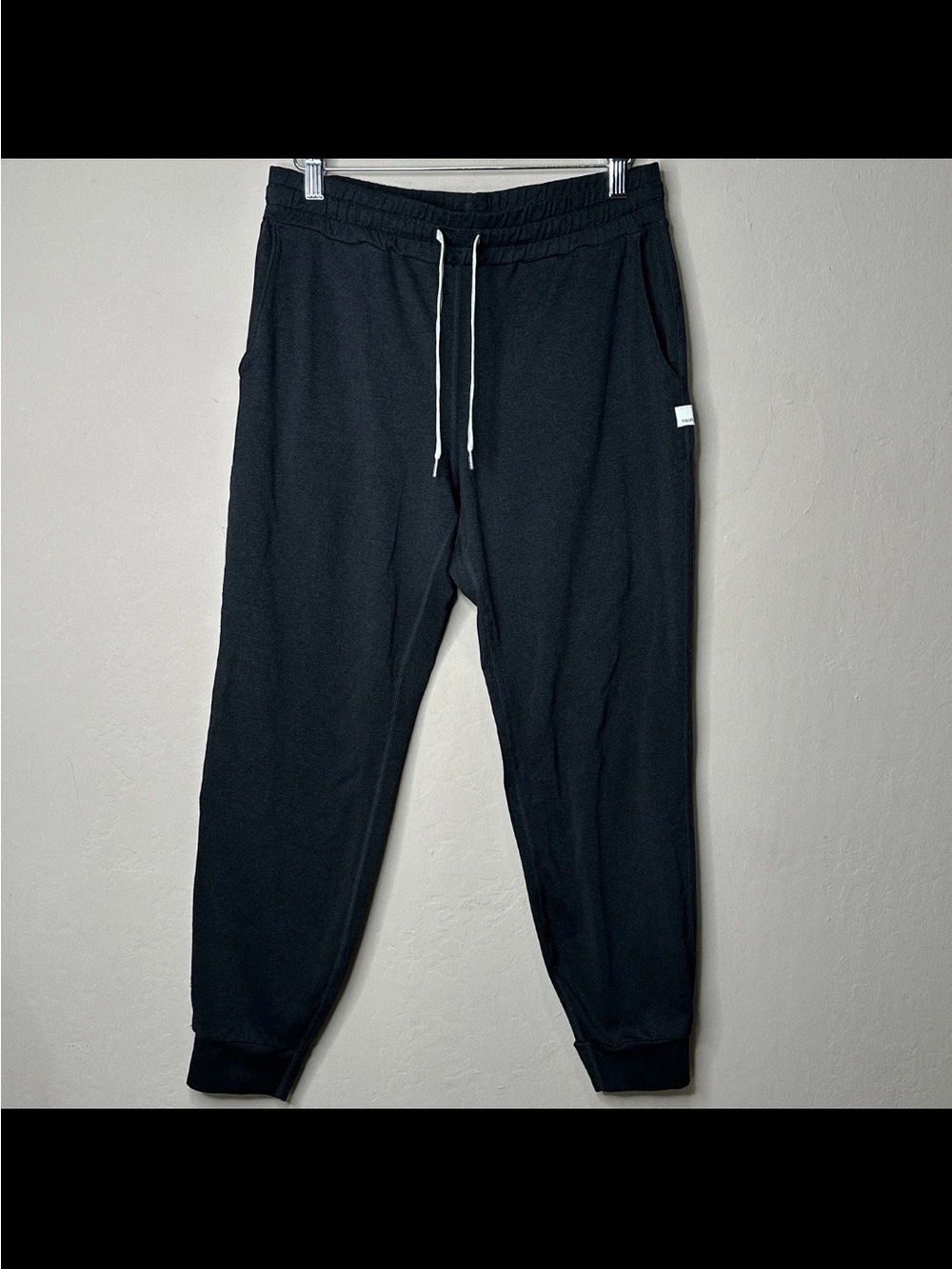 VUORI Performance Jogger Womens 8 Medium Black Lounge DreamKnit Sweatpants VW303